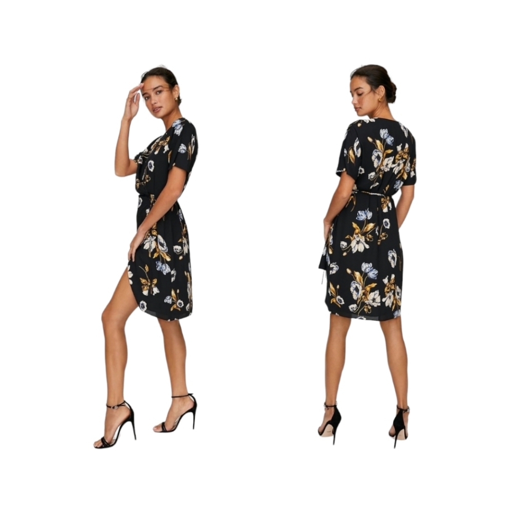 Babaton Wallace Wrap Dress Size L Floral Wedding Business Casual Floral Feminine